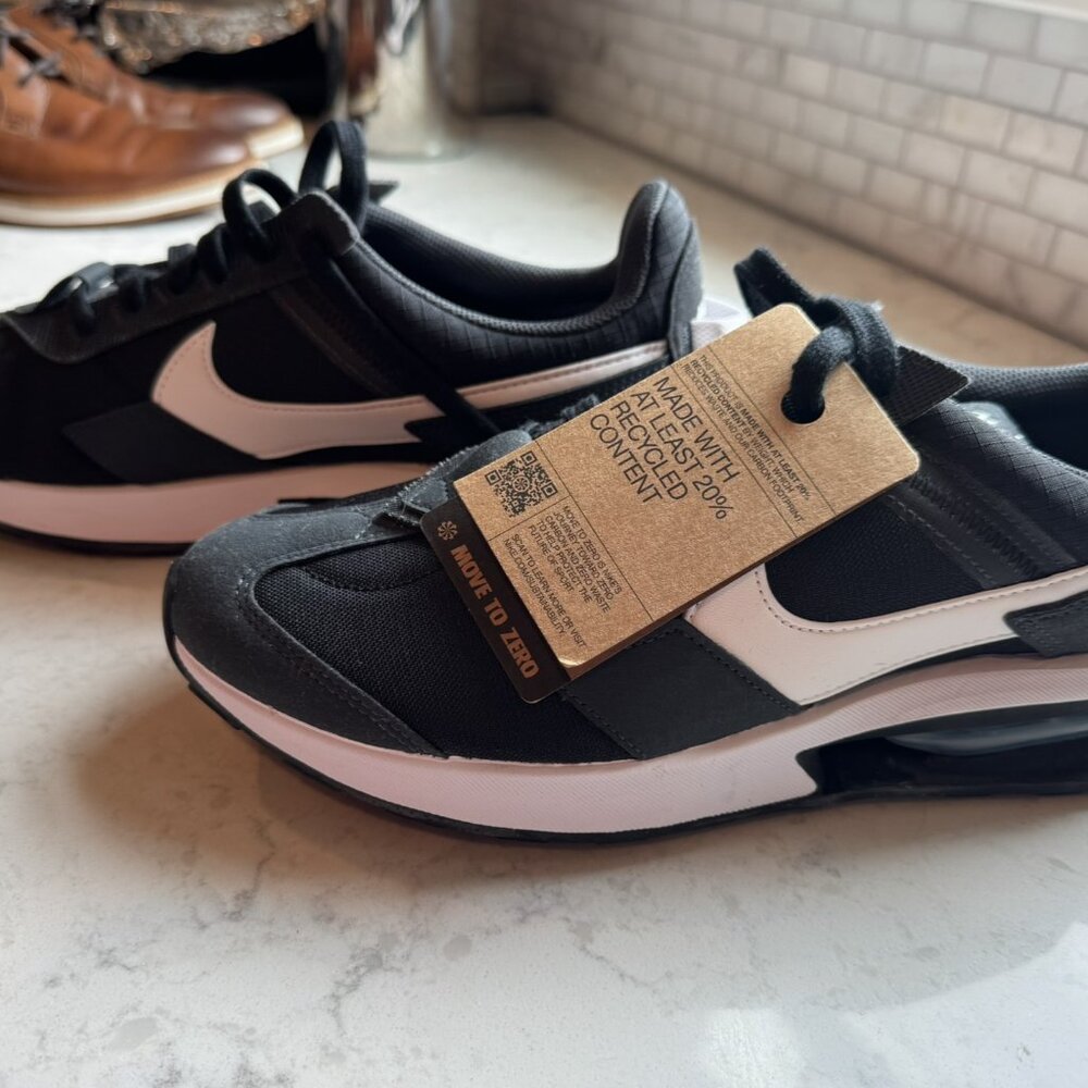 Nike Air Max Pre-Day - men's size 10